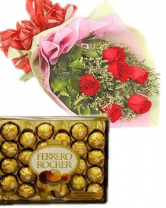 6 Red Roses in Bouquet with Chocolate