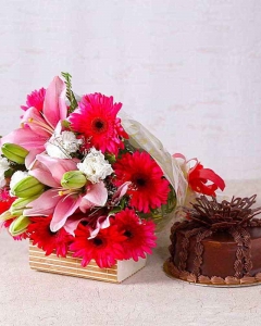 MOTHERS DAY COMBO OF EXOTIC BOUQUET WITH CHOCOLATE CAKE